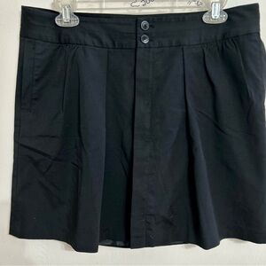 Gap Black Pleated Skirt Size 10 Zip & Buttons Lined Above Knee